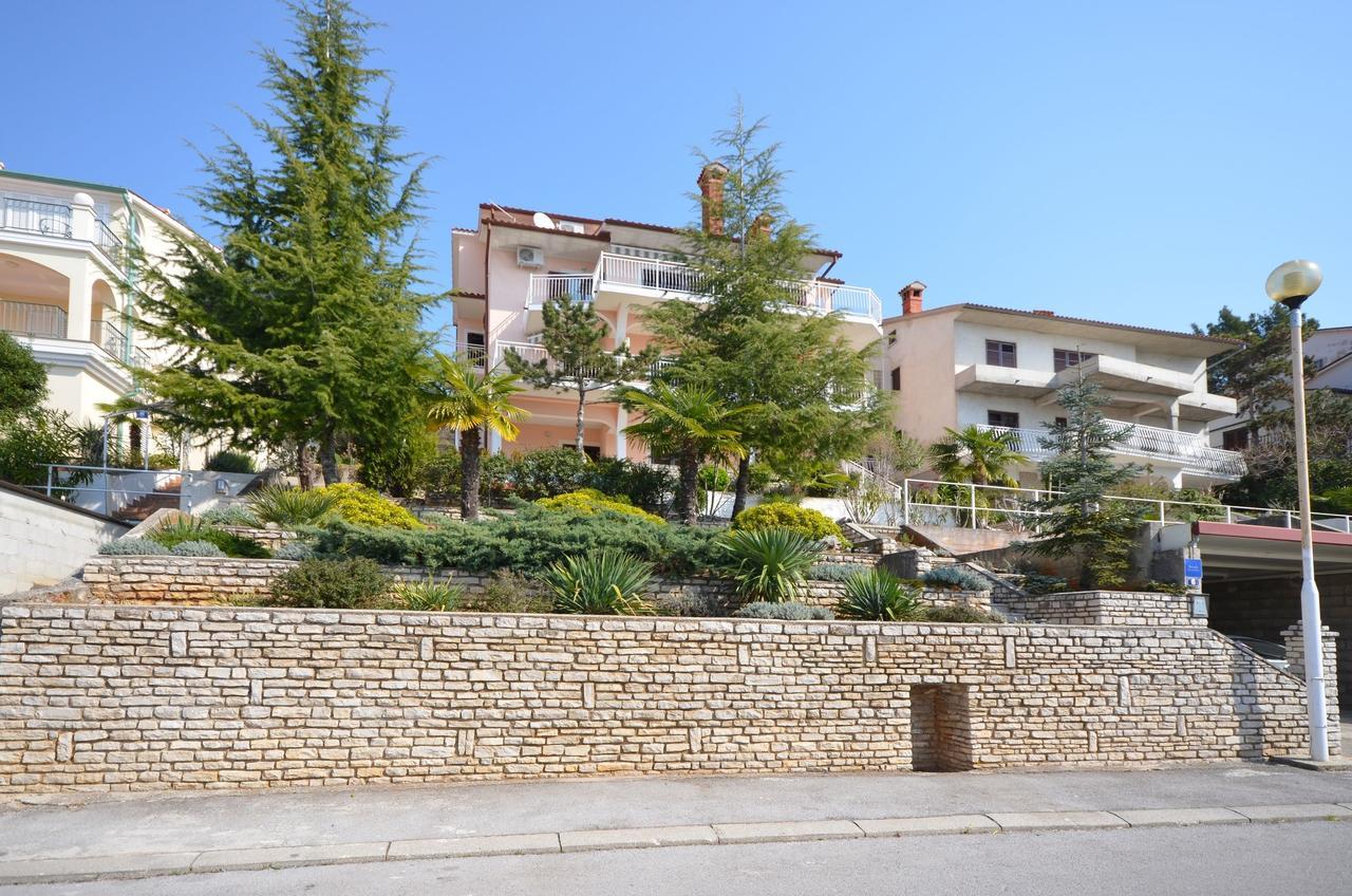 Apartments Slavica Рабац Екстериор снимка