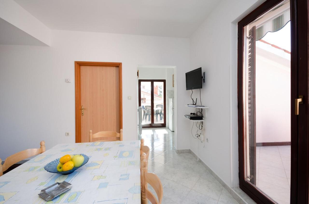 Apartments Slavica Рабац Екстериор снимка