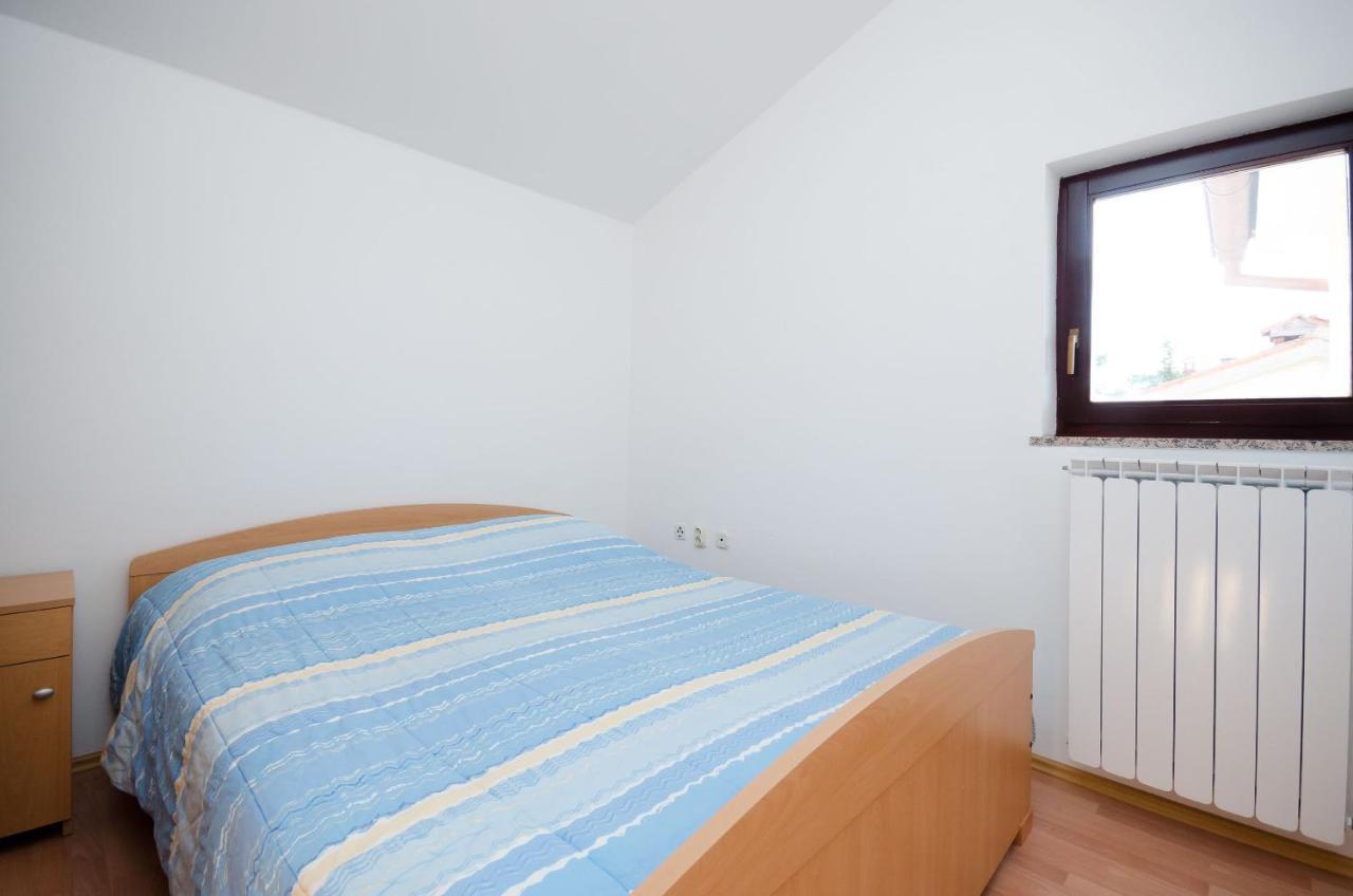 Apartments Slavica Рабац Екстериор снимка
